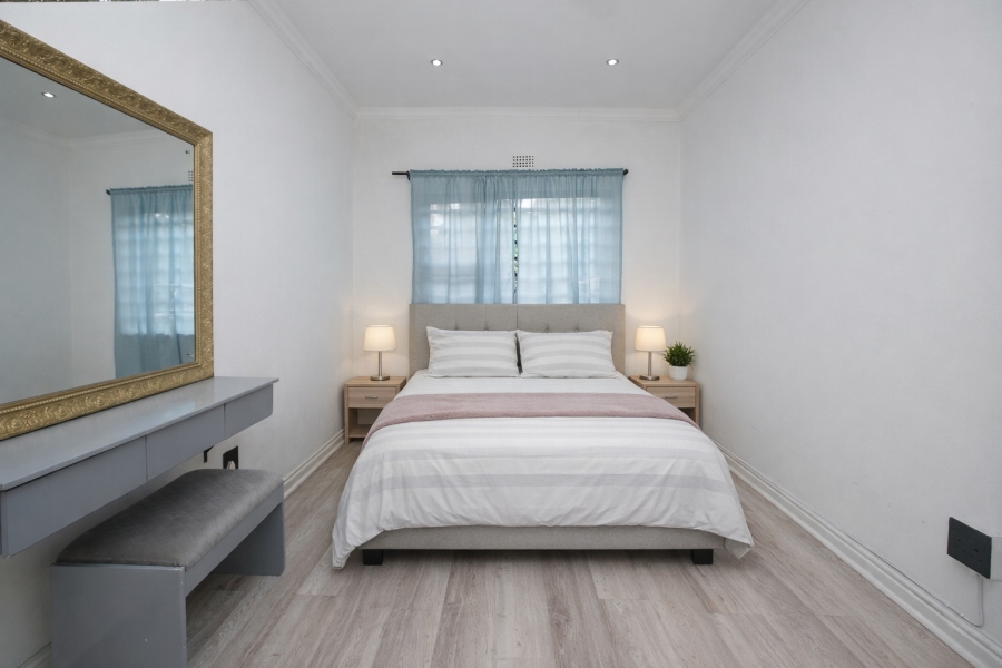 3 Bedroom Property for Sale in Claremont Village Western Cape